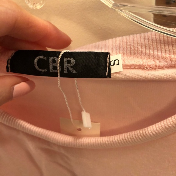 New Pink sweatshirt with sequin heart sz small - Picture 2 of 5